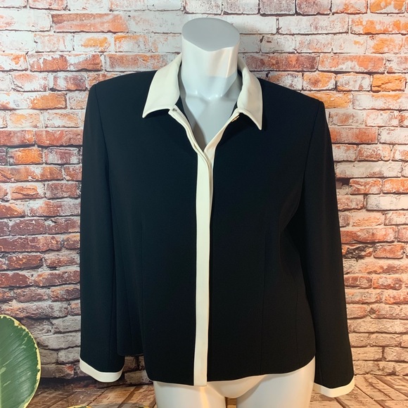 Ann Taylor Jackets & Blazers - Ann Taylor Black Tailored Blazer w/ White Trim